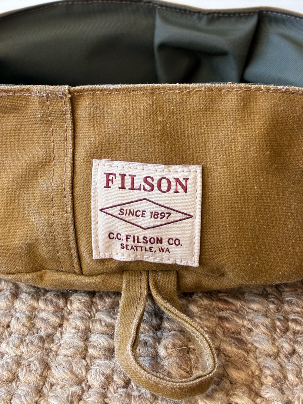 FILSON Collapsible Dog bowl, USED & CLEANED